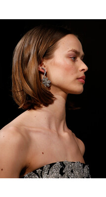 Details Oscar de la Renta Fall 2018 Ready-to-Wear Детали Оскар де ла Рента осень зима 2018 коллекция неделя моды в Нью Йорке Mainstyles